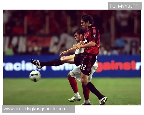 AC米兰逆转卡利亚展现强大实力三球连击赢得胜利